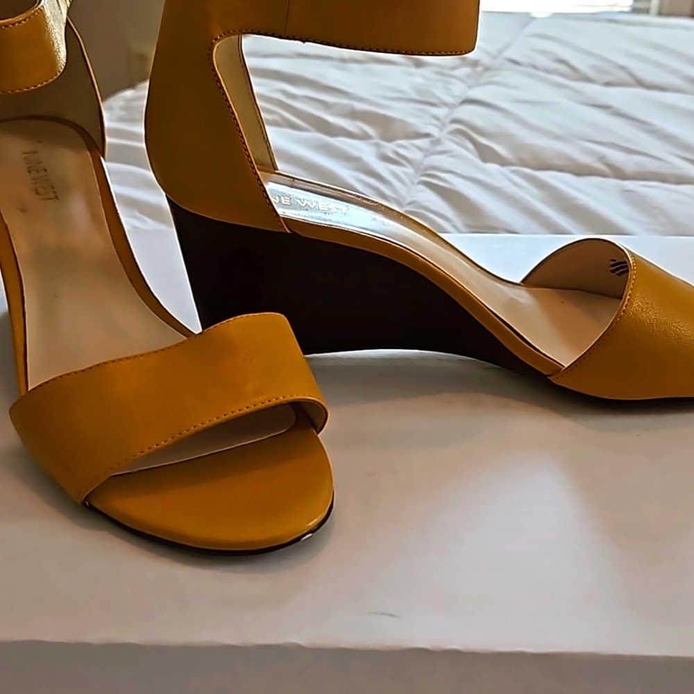 Nine West platform shoes